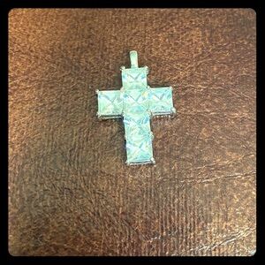 Beautiful cut glass crucifix pendant